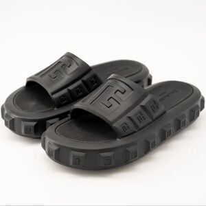 BNWT Balmain Ari Slides!